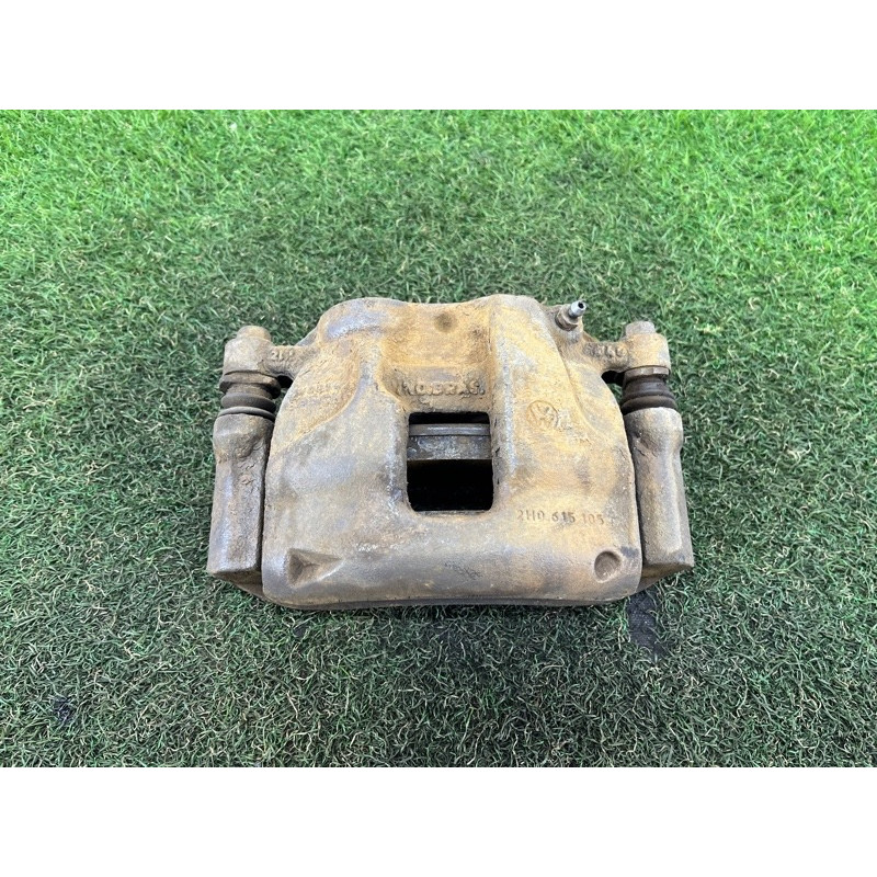 Суппорт тормозной (тормозная система) Volkswagen Amarok 2H 2012 2.0 2H0615123A