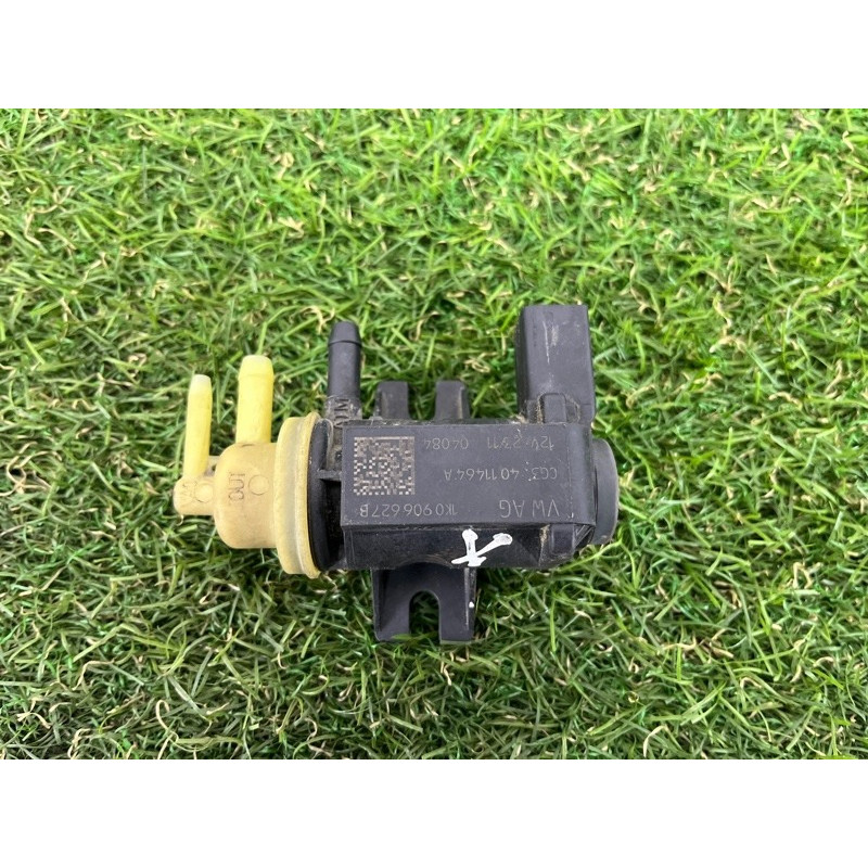 Вакуумный клапан (двигатель и элементы) Volkswagen Amarok 2H 2012 2.0 tdi 1K0906627B