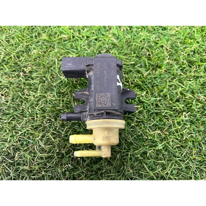 Вакуумный клапан (двигатель и элементы) Volkswagen Amarok 2H 2012 2.0 tdi 1K0906627B
