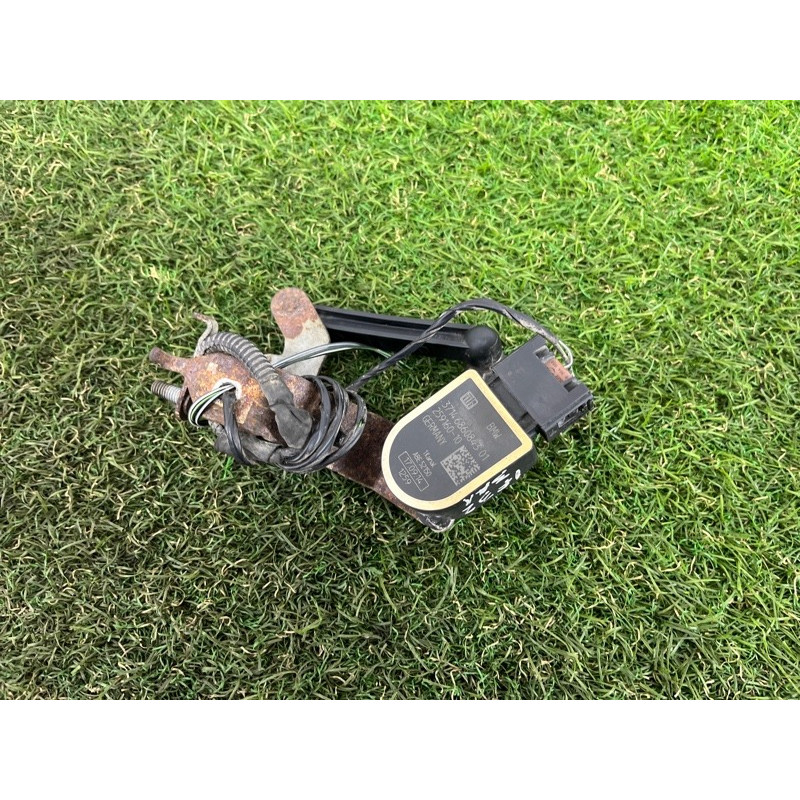 Датчик положения кузова (электрика / датчики) BMW 4-series F32 2015 2.0 37146870000