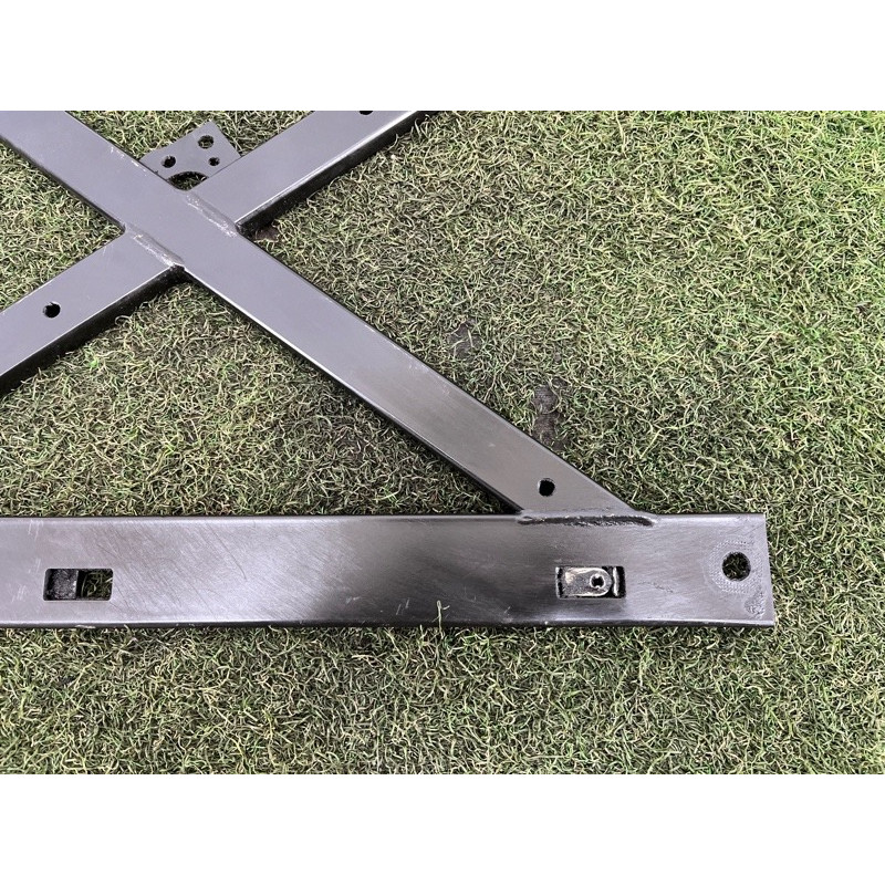 Распорка переднего подрамника (подвеска) AUDI Q5 8R 2012 3.2 CALB 8T1399345J