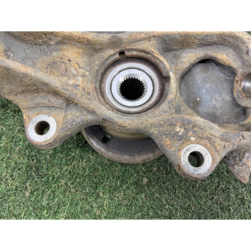 Поворотный кулак (подвеска) Volkswagen Amarok 2H 2012 2.0 2H0407258D