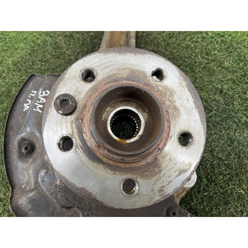 Поворотный кулак (подвеска) Volkswagen Amarok 2H 2012 2.0 2H0407258D