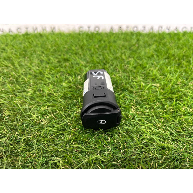 USB роз'єм (електрика) Hyundai Santa Fe TM 2019 2.4GDI 96125S1500