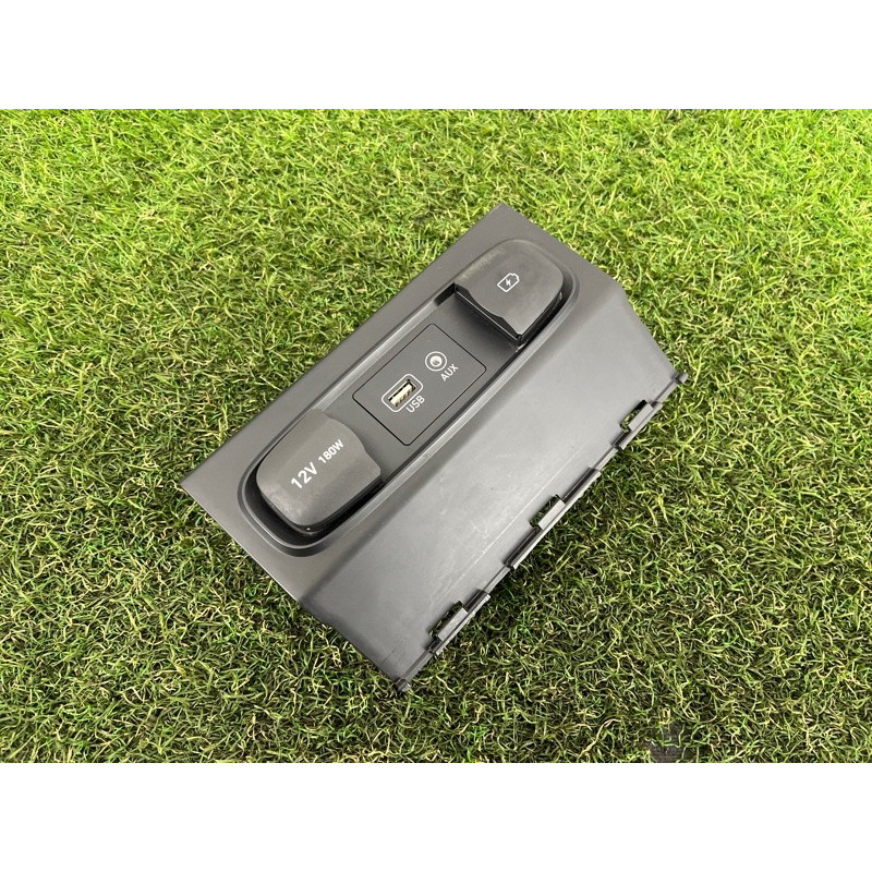 Гнездо USB/AUX (электрика) Hyundai Santa Fe TM 2019 2.4GDI 84630S20204X