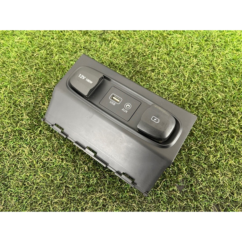 Гнездо USB/AUX (электрика) Hyundai Santa Fe TM 2019 2.4GDI 84630S20204X