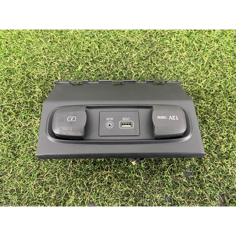 Гнездо USB/AUX (электрика) Hyundai Santa Fe TM 2019 2.4GDI 84630S20204X