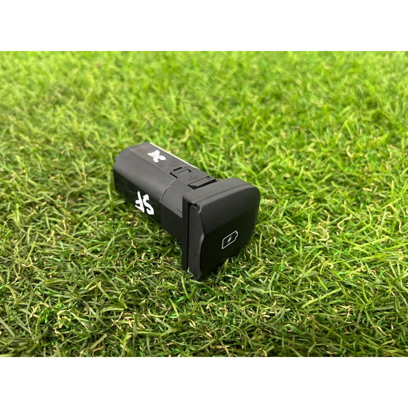 Разьем USB (электрика) Hyundai Santa Fe TM 2019 2.4GDI 96125S1000