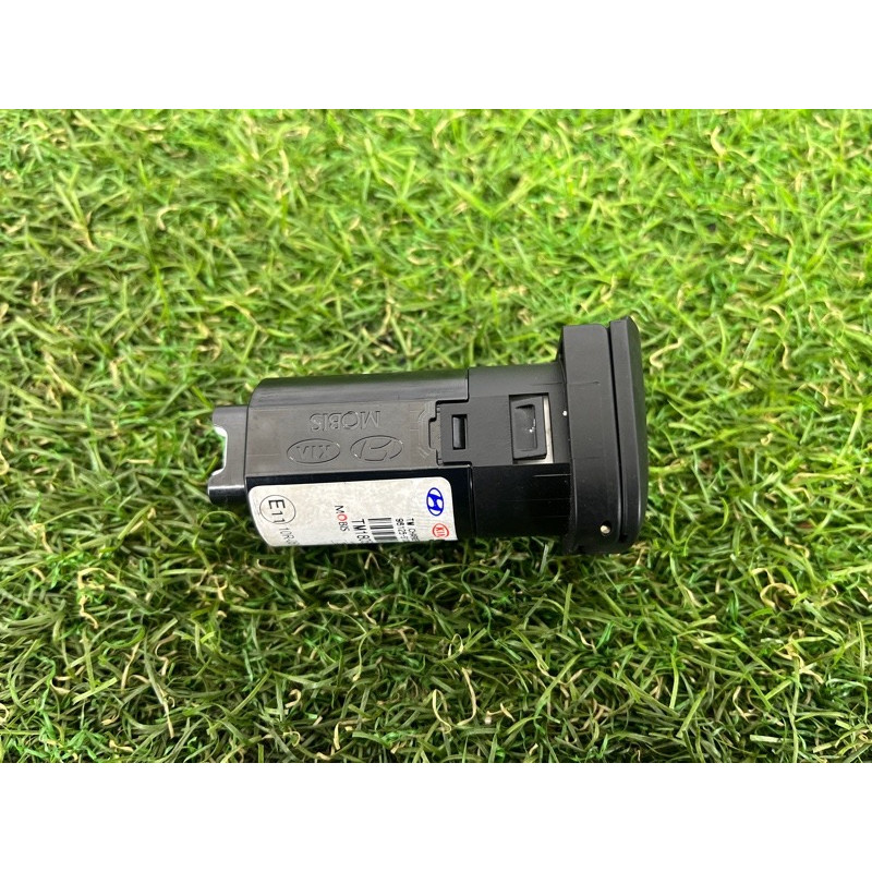 Разьем USB (электрика) Hyundai Santa Fe TM 2019 2.4GDI 96125S1000