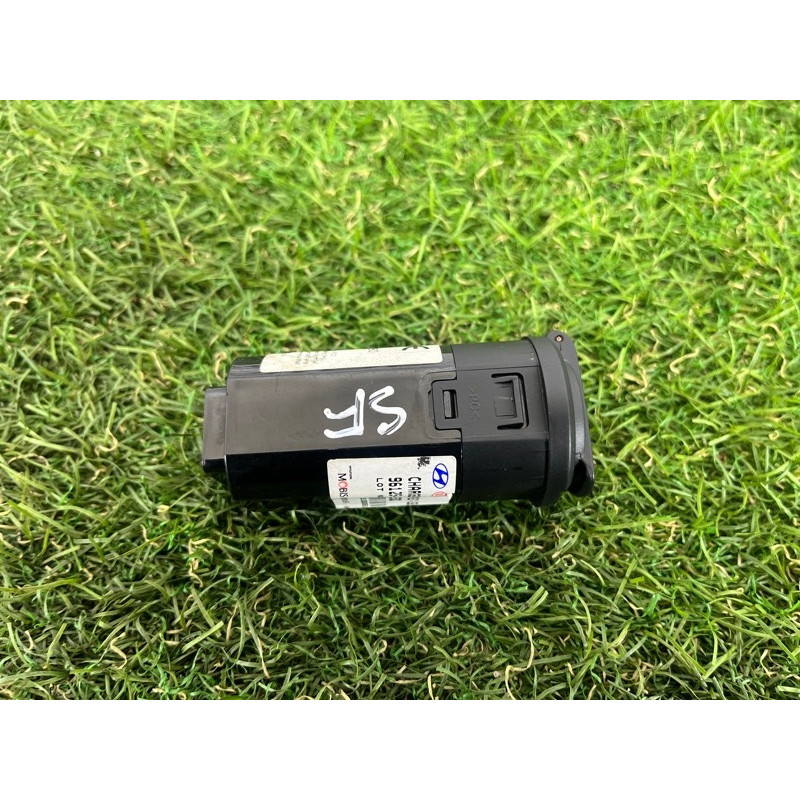 Разьем USB (электрика) Hyundai Santa Fe TM 2019 2.4GDI 96125S1500