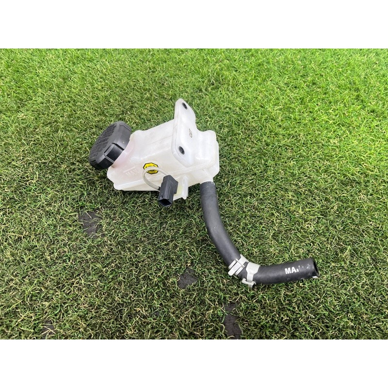 Бачок тормозной жидкости (тормозная система) Hyundai Ioniq AE 2021 1.6 Hybrid 58511G2400