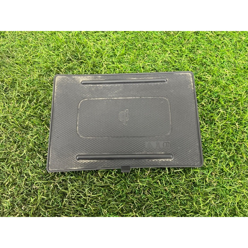 Коврик центральной консоли (салон) Hyundai Ioniq AE 2021 1.6 Hybrid 95570G2100