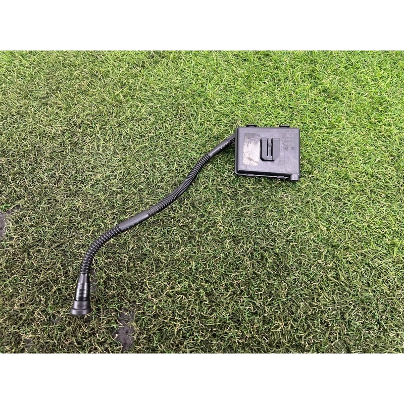 Трубка вентиляции (двигатель и элементы) AUDI A3 8V 2015 1.8 02E301472E