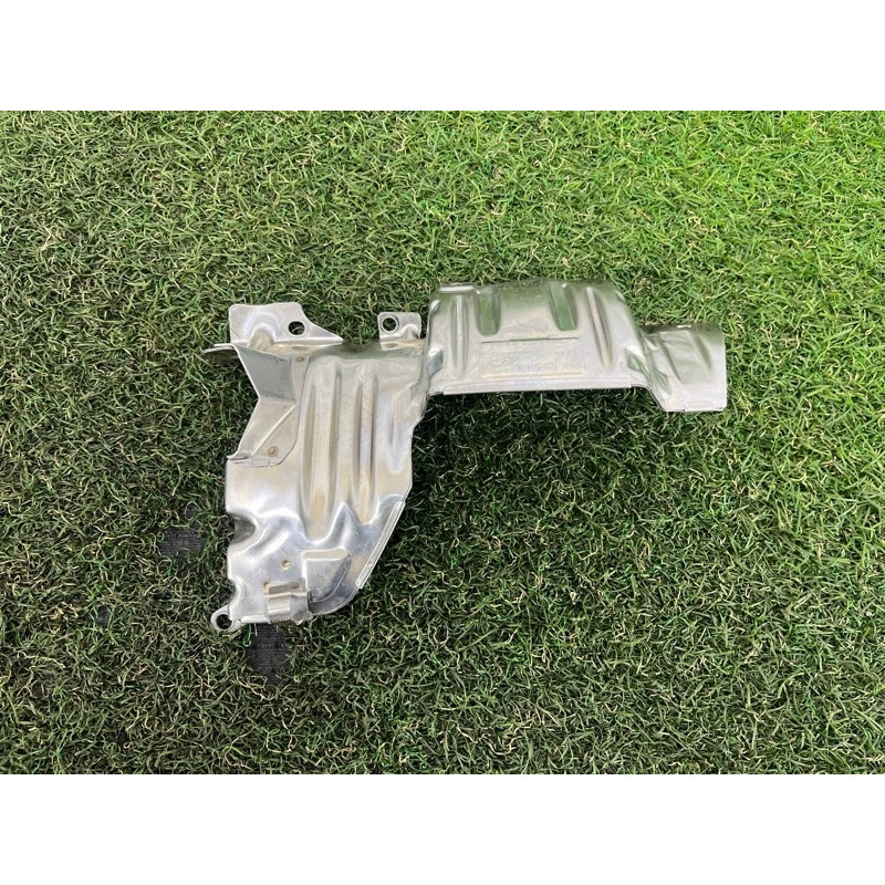 Защита турбины (выпускная система) AUDI A3 8V 2018 2.0 CZRA 06K129596C