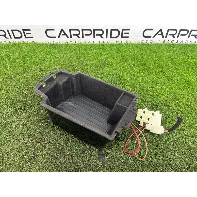 Ящик центральной консоли (салон) BMW 5-series G30 2017 2.0 B46B20 51169330670