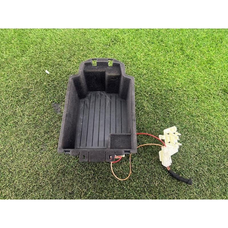 Ящик центральной консоли (салон) BMW 5-series G30 2017 2.0 B46B20 51169330670