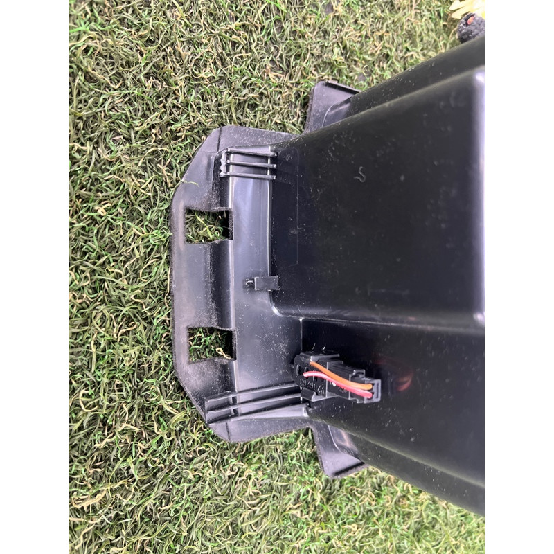 Ящик центральной консоли (салон) BMW 5-series G30 2017 2.0 B46B20 51169330670