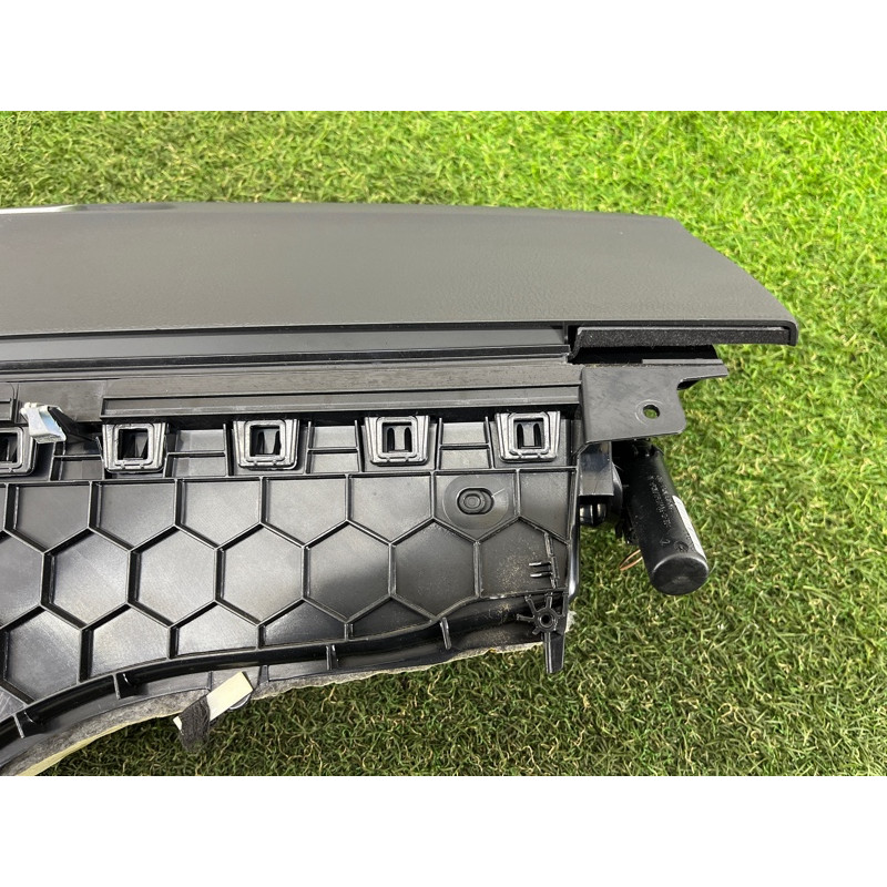 Бардачок (салон) BMW 2-series F22 2015 2.0 51169232970