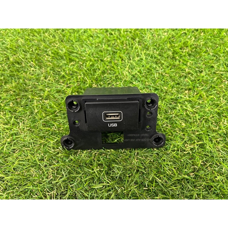 Разьем USB (электрика) Hyundai Ioniq AE 2021 1.6 Hybrid 96120G2100