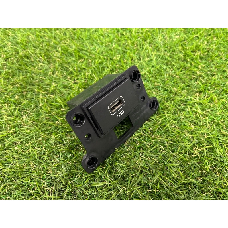 Разьем USB (электрика) Hyundai Ioniq AE 2021 1.6 Hybrid 96120G2100