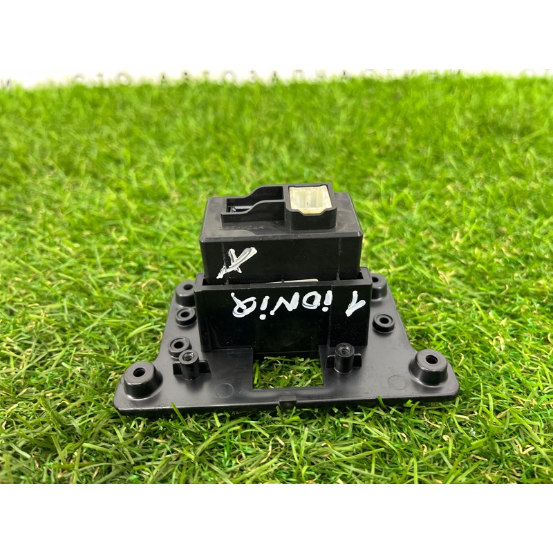 Разьем USB (электрика) Hyundai Ioniq AE 2021 1.6 Hybrid 96120G2100