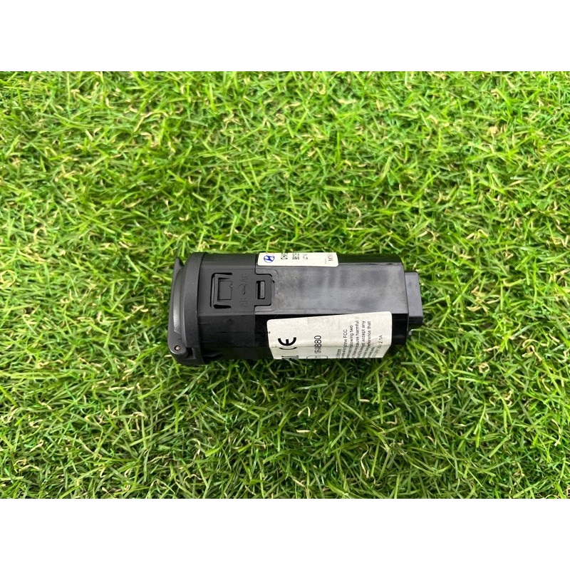 USB роз'єм (електрика) Hyundai Santa Fe TM 2019 2.4GDI 96125S1500