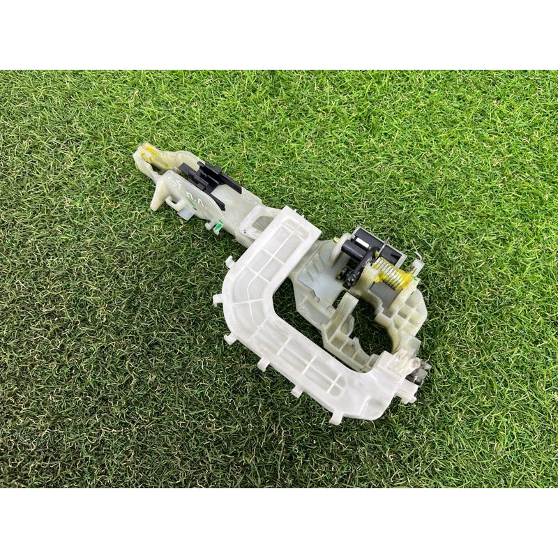 Кронштейн ручки двери (кузов и элементы) Hyundai Ioniq AE 2021 1.6 Hybrid 82655G2700