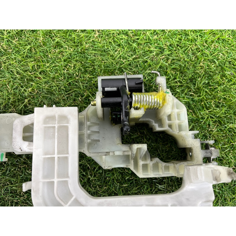 Кронштейн ручки двери (кузов и элементы) Hyundai Ioniq AE 2021 1.6 Hybrid 82655G2700