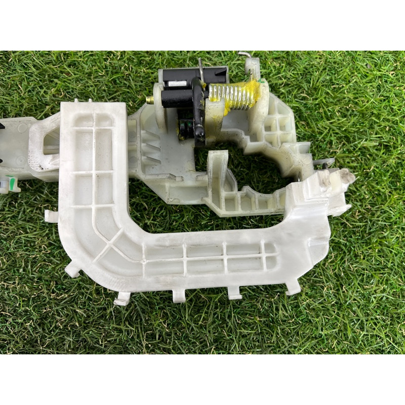 Кронштейн ручки двери (кузов и элементы) Hyundai Ioniq AE 2021 1.6 Hybrid 82655G2700