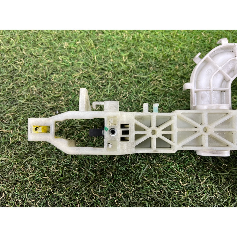 Кронштейн ручки двери (кузов и элементы) Hyundai Ioniq AE 2021 1.6 Hybrid 82655G2700