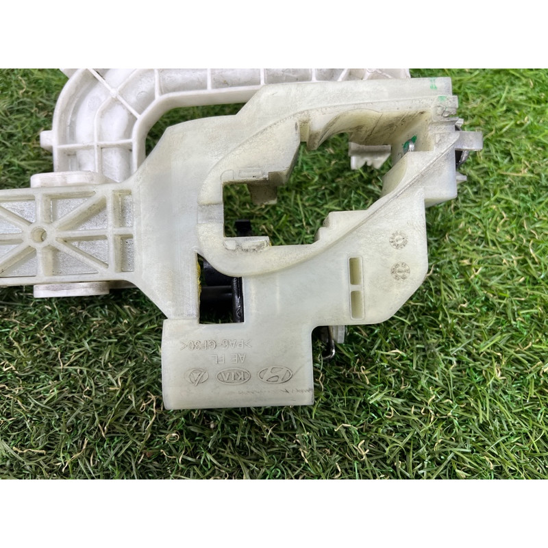 Кронштейн ручки двери (кузов и элементы) Hyundai Ioniq AE 2021 1.6 Hybrid 82655G2700