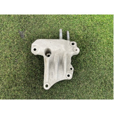 Кронштейн подушки двигателя