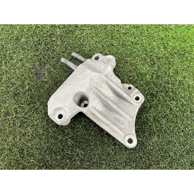 Кронштейн подушки двигателя (кронштейны двигателя) Hyundai Santa Fe TM 2019 2.4GDI 216702GGB1