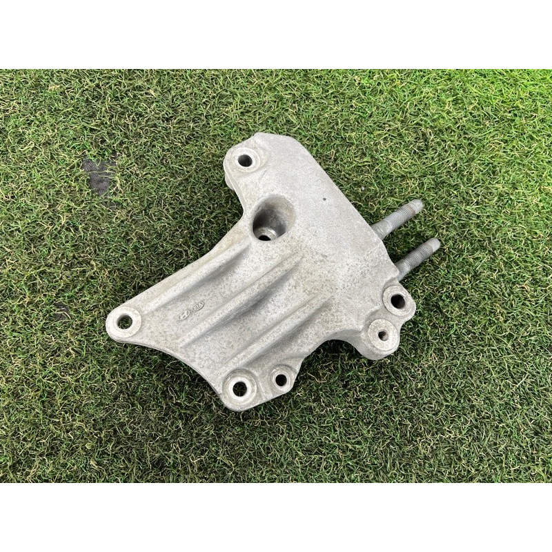 Кронштейн подушки двигателя (кронштейны двигателя) Hyundai Santa Fe TM 2019 2.4GDI 216702GGB1