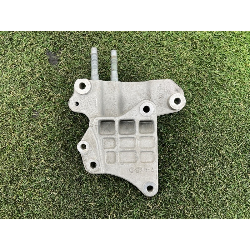 Кронштейн подушки двигателя (кронштейны двигателя) Hyundai Santa Fe TM 2019 2.4GDI 216702GGB1