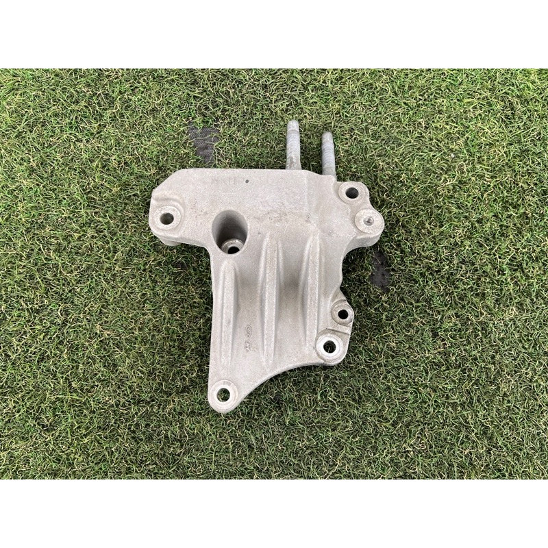 Кронштейн подушки двигателя (кронштейны двигателя) Hyundai Santa Fe TM 2019 2.4GDI 216702GGB1