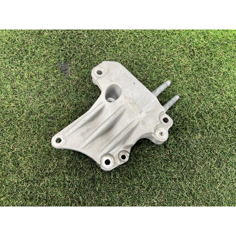 Кронштейн подушки двигателя (кронштейны двигателя) Hyundai Santa Fe TM 2019 2.4GDI 216702GGB1