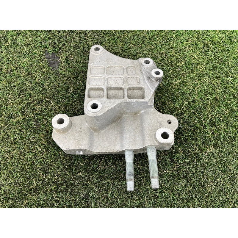 Кронштейн подушки двигателя (кронштейны двигателя) Hyundai Santa Fe TM 2019 2.4GDI 216702GGB1