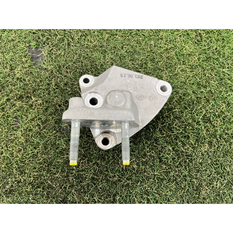 Кронштейн подушки двигателя (кронштейны двигателя) Hyundai Ioniq AE 2021 1.6 Hybrid 2167003HA1