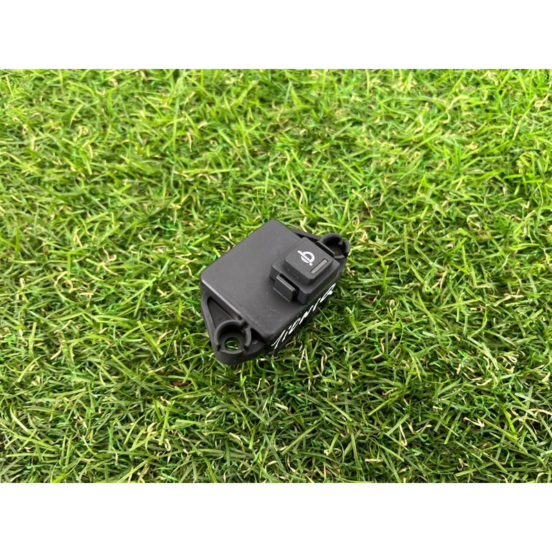 Кнопка включения беспроводной зарядки (электрика / кнопки) Hyundai Ioniq AE 2021 1.6 Hybrid 95580D9000