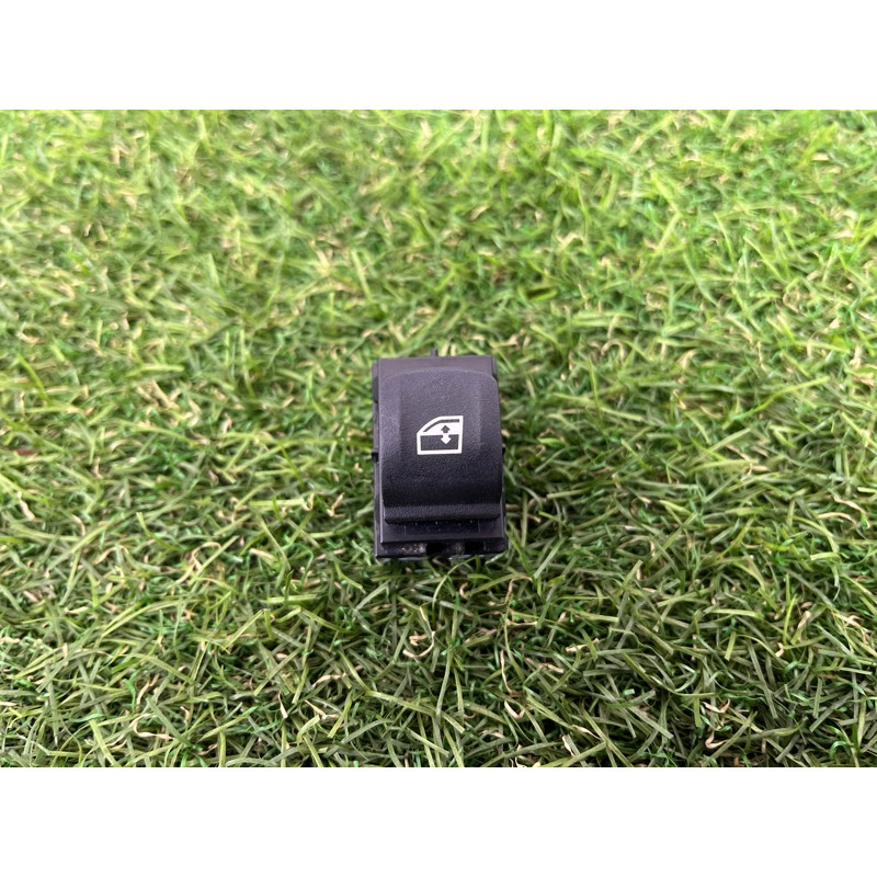 Кнопка склопідйомника (електрика / кнопки) BMW 5-series G30 2017 2.0 B46B20 61319327031