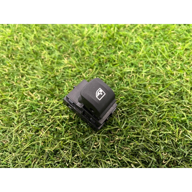 Кнопка склопідйомника (електрика / кнопки) BMW 5-series G30 2017 2.0 B46B20 61319327031