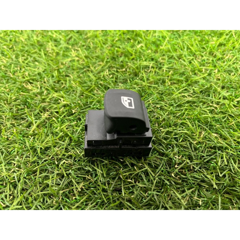 Кнопка склопідйомника (електрика / кнопки) BMW 5-series G30 2017 2.0 B46B20 61319327031