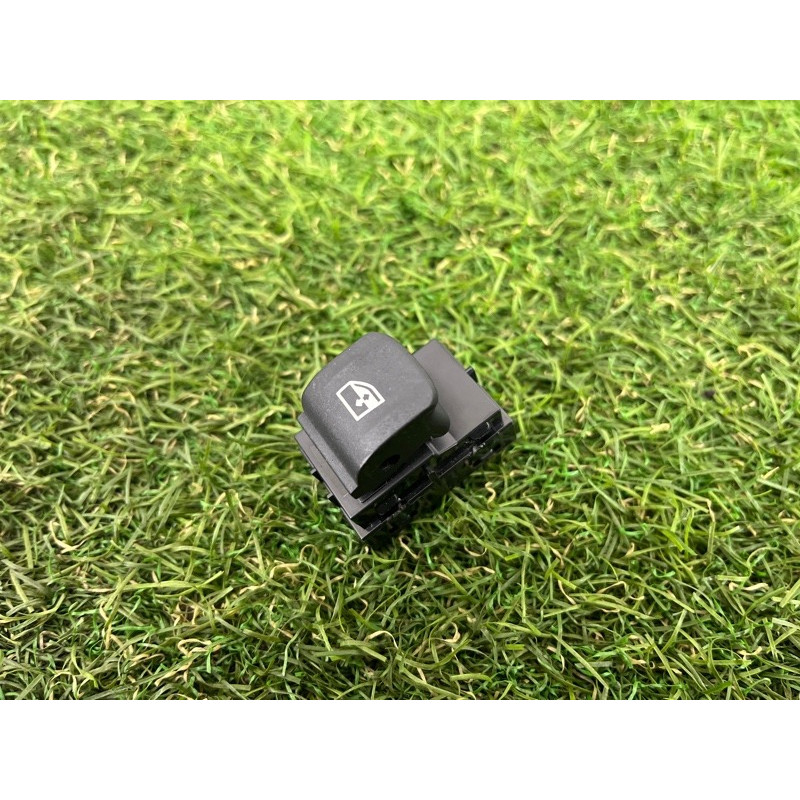 Кнопка склопідйомника (електрика / кнопки) BMW 5-series G30 2017 2.0 B46B20 61319327031