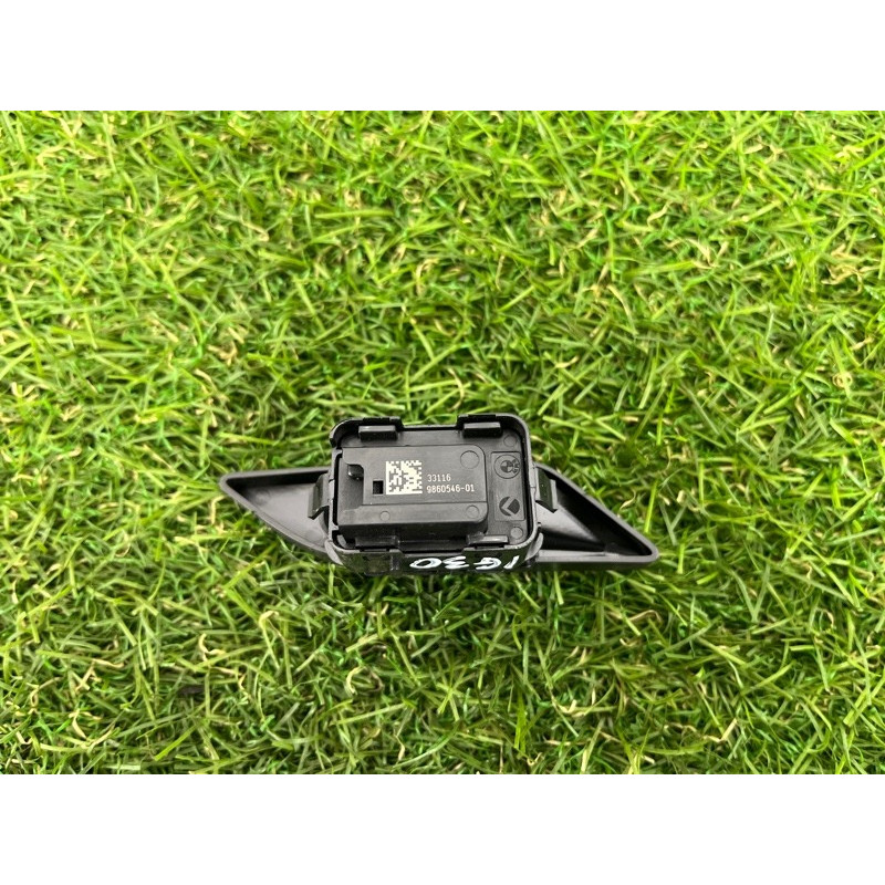 Кнопка блокування центрального замка (електрика / кнопки) BMW 5-series G30 2017 2.0 B46B20 61319860546