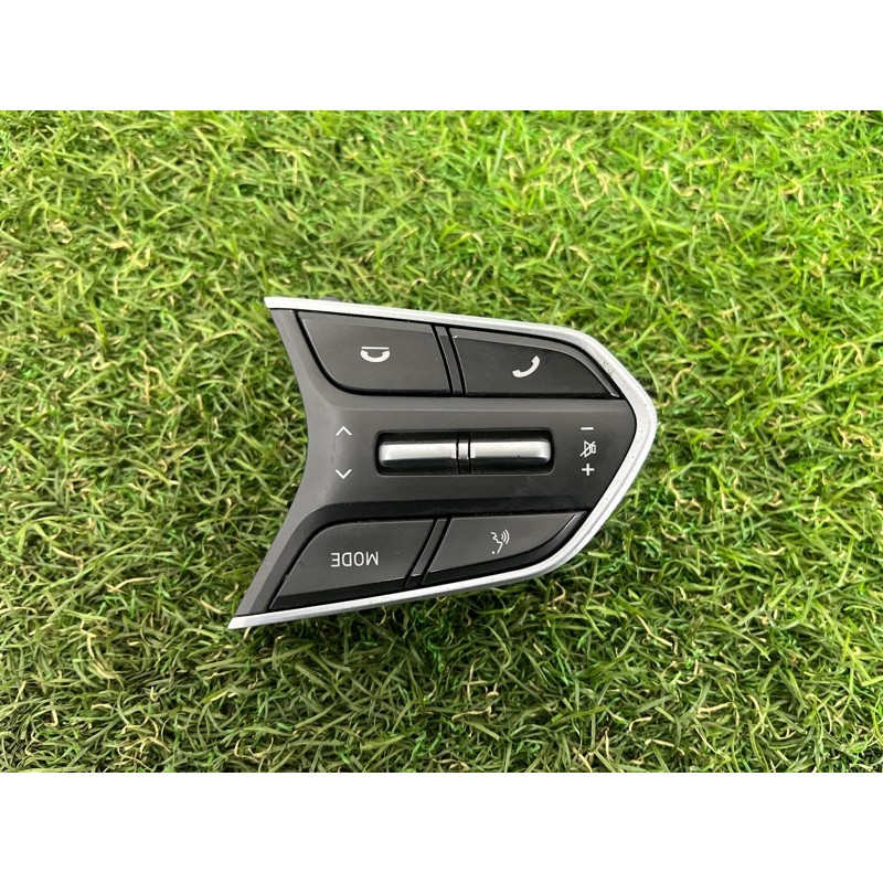 Кнопки керма (електрика / кнопки) Hyundai Santa Fe TM 2019 2.4GDI 96710S1030VCS