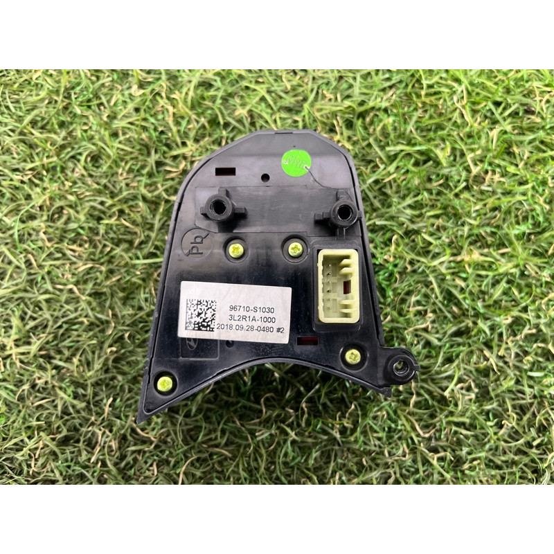 Кнопки руля (электрика / кнопки) Hyundai Santa Fe TM 2019 2.0 GDi Turbo 96710S1030VCS