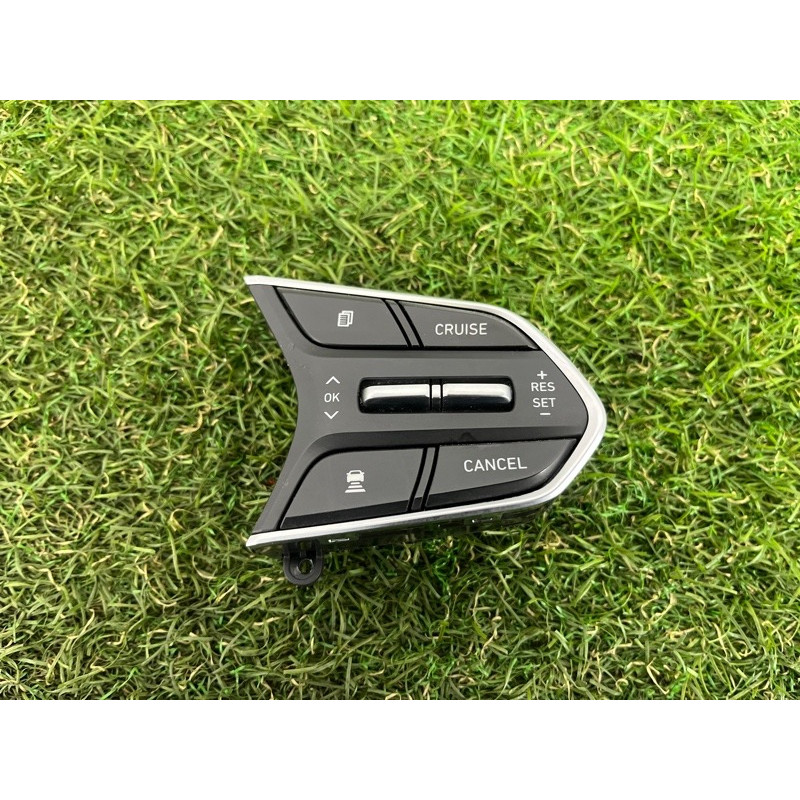 Кнопки руля (электрика / кнопки) Hyundai Santa Fe TM 2019 2.4GDI 96720S1130