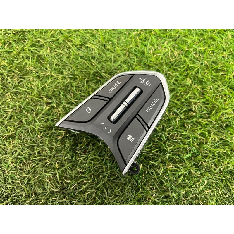 Кнопки руля (электрика / кнопки) Hyundai Santa Fe TM 2019 2.4GDI 96720S1130