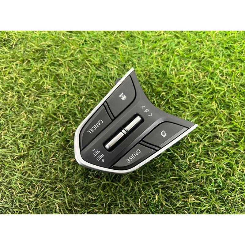 Кнопки руля (электрика / кнопки) Hyundai Santa Fe TM 2019 2.4GDI 96720S1130